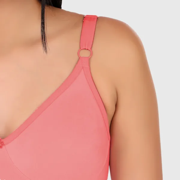 Full Coverage Seamless T-Shirt Bra for women Peach color